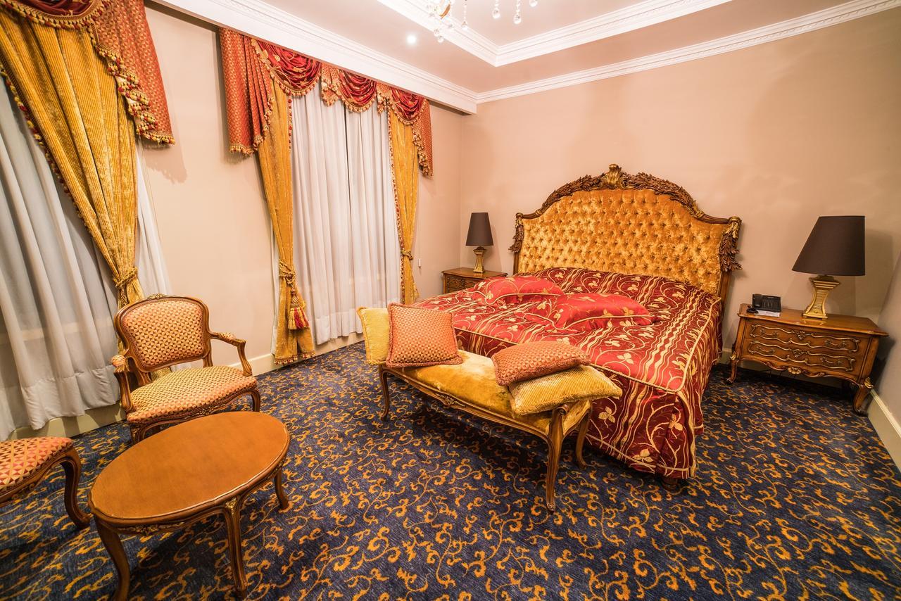 Hotel Intourist Palace Batumi Luaran gambar